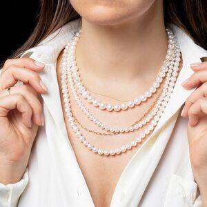 Elegant White Pearl Necklace